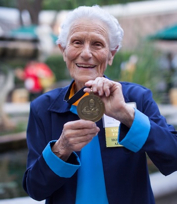 Iris Critchell with her AABIOG award